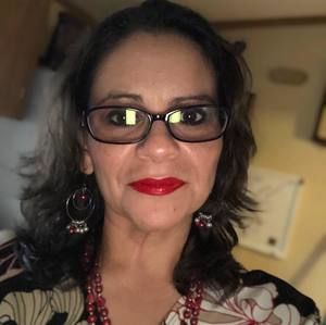 Meet your Posher, Angie